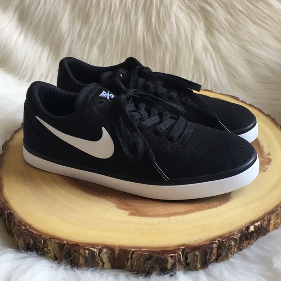 le scarpe nike sb garantiti poshmark le scarpe nike sb garantiti poshmark